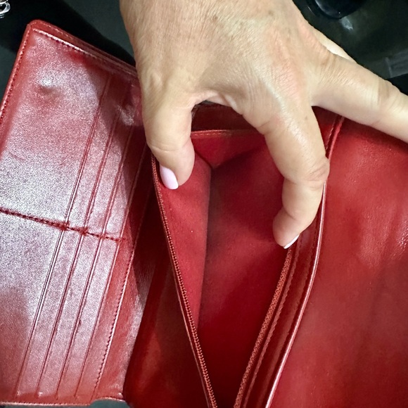 CHANEL RED LEATHER CAMELLIA LONG WALLET SERIE 16256612 - Picture 16 of 16